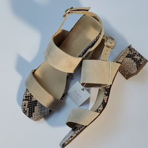 AVELLINI SANDLES | MADE IN ITALY | GENUINE LEATHER